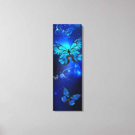 Morpho Butterfly in de donkere achtergrond Canvas Afdruk (Voorkant)