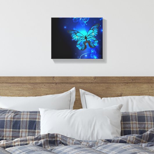 Morpho Butterfly in de donkere achtergrond Canvas Afdruk (Insitu (Slaapkamer))