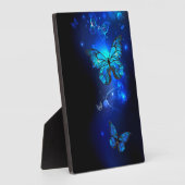 Morpho Butterfly in de donkere achtergrond Fotoplaat (Zijkant)