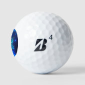 Morpho Butterfly in de donkere achtergrond Golfballen (Logo)
