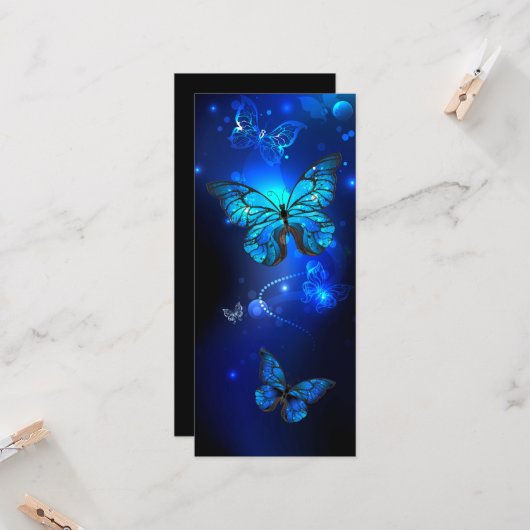 Morpho Butterfly in de donkere achtergrond Kaart (Voorkant / Achterkant in situ)