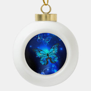 Morpho Butterfly in de donkere achtergrond Keramische Bal Ornament