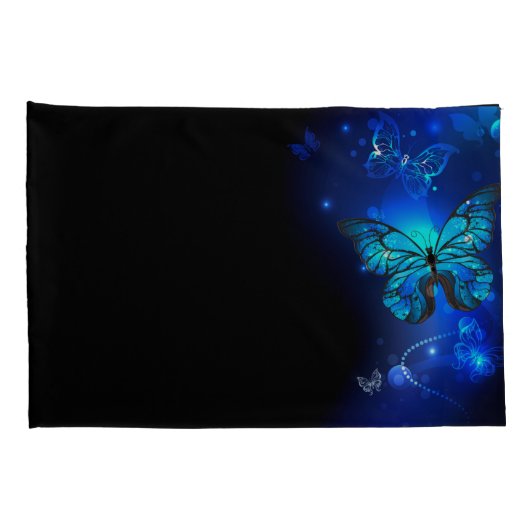 Morpho Butterfly in de donkere achtergrond Kussensloop (Achterkant-Rechts)