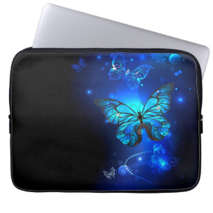 Morpho Butterfly in de donkere achtergrond Laptop Sleeve
