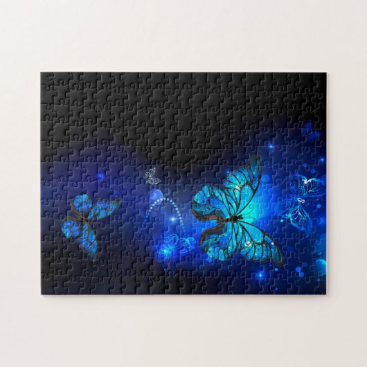 Morpho Butterfly in de donkere achtergrond Legpuzzel (Horizontaal)