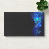 Morpho Butterfly in de donkere achtergrond Post-it® Notes (Kantoor)