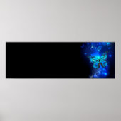 Morpho Butterfly in de donkere achtergrond Poster (Voorkant)