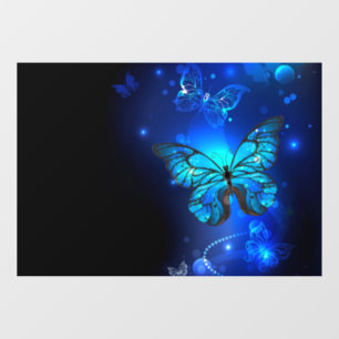 Morpho Butterfly in de donkere achtergrond Raamsticker