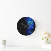 Morpho Butterfly in de donkere achtergrond Ronde Klok (Huis)
