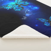 Morpho Butterfly in de donkere achtergrond Sherpa Deken (3/4)