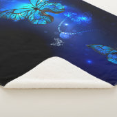 Morpho Butterfly in de donkere achtergrond Sherpa Deken (3/4)