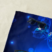 Morpho Butterfly in de donkere achtergrond Strandlaken (In situ)