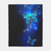 Morpho Butterfly in the Dark Background Fleece Deken (Voorkant)