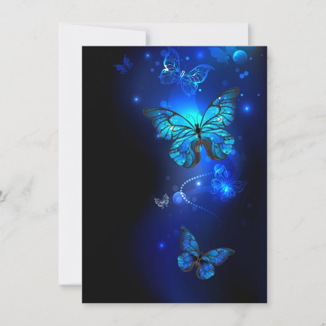 Morpho Vlinder in de Donkere Achtergrond (Voorkant)