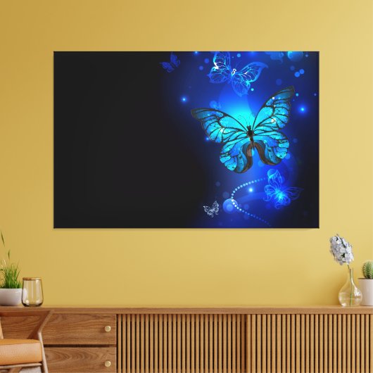 Morpho Vlinder in de Donkere Achtergrond Canvas Afdruk (Insitu (Woonkamer))