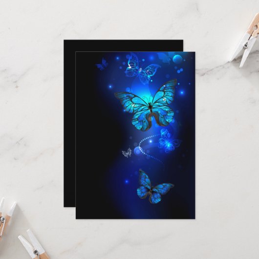 Morpho Vlinder in de Donkere Achtergrond Kaart (Voorkant / Achterkant in situ)