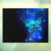 Morpho Vlinder in de Donkere Achtergrond Raamsticker (Vel 3)