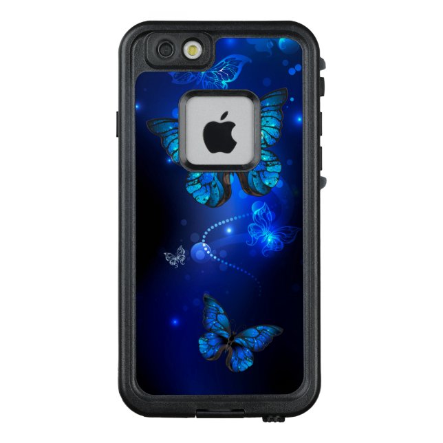 Morpho Vlinder in Donkere Achtergrond LifeProof iPhone Hoesje (Achterkant)