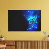 Morpho Vlinder op Donkere Achtergrond Canvas Afdruk (Insitu (Woonkamer))