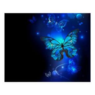 Morpho Vlinder op Donkere Achtergrond Perfect Poster