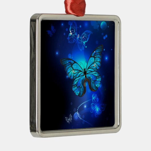 Morpho Vlinder op een Donkere Achtergrond Metalen Ornament (Rechts)