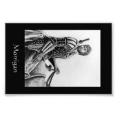 Morrigan Foto Afdruk (Voorkant)