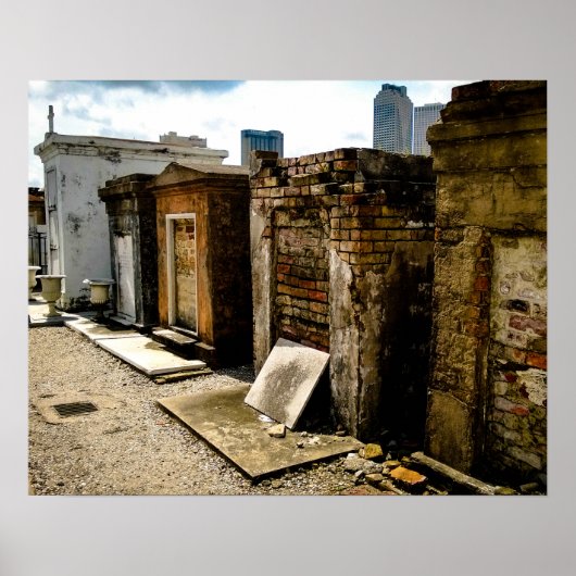 Mortaliteit, St. Louis Cemetery No. 1 Poster (Voorkant)