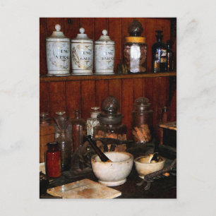 Mortar en Pestle in Drug Store Briefkaart