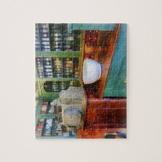 Mortar en Pestle in Pharmacy Legpuzzel (Verticaal)