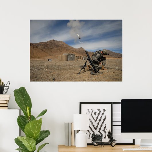 Mortar Fire Poster (Thuiskantoor)