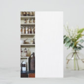 Mortar, Pestle en Flessen op schalen Briefpapier (Staand voorkant)