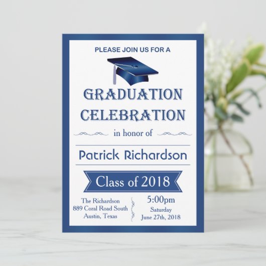 Mortel, blauw & wit Graduation Party Uitnodiging (Staand voorkant)