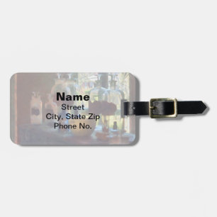 Mortel, Vijzel en Flessen bij het Raam Bagagelabel