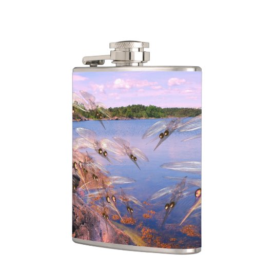 Mosquito swarm, scandinavia fjord, heupfles (Links)