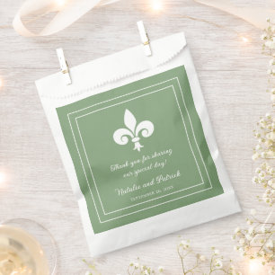 Moss Green Fleur de Lis Wedding Favor Bags Bedankzakje