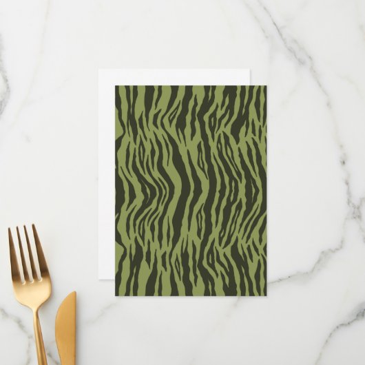 Moss Green Glamorous Tiger Stripes Animal Print Menu (Voorkant / Achterkant in situ)