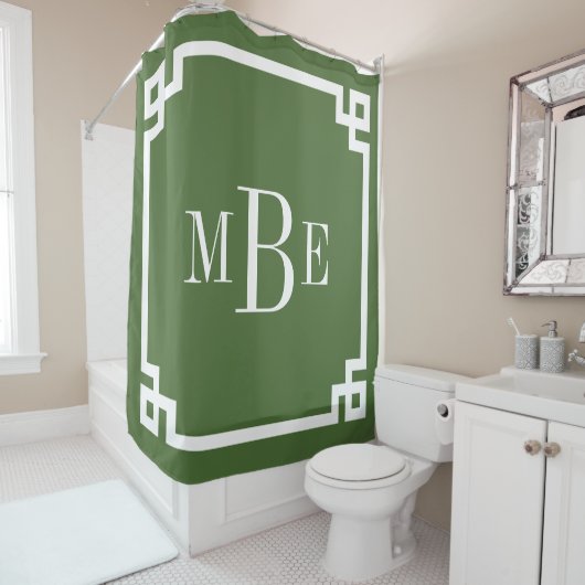 Moss Green Greek Key Border Monogram Douchegordijn (In situ)