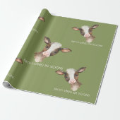 Moss Green Koe Moo-ving in Soon! Baby Shower Cadeaupapier (Uitgerold)