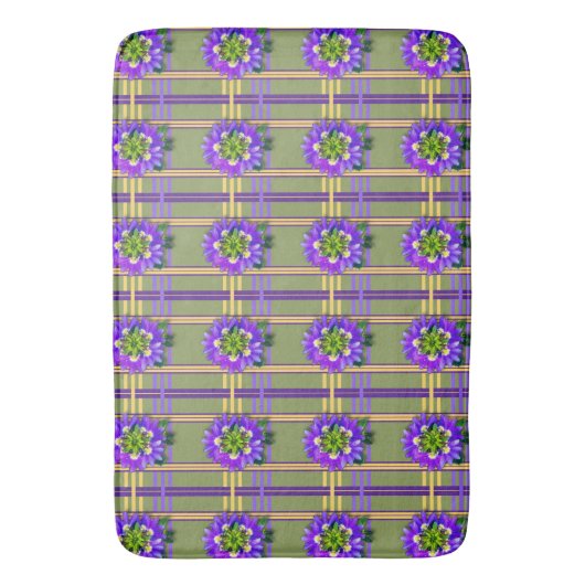 Moss Green with Purple Flowers Bath Mat (Voorkant Verticaal)