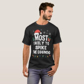 Most Likely To Ske The Eggnog Christmas Funny Xmas T-shirt (Voorkant volledig)