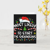 Most Likely To Start All The Shenanigans Family Xm Kaart (Gele Bloem)