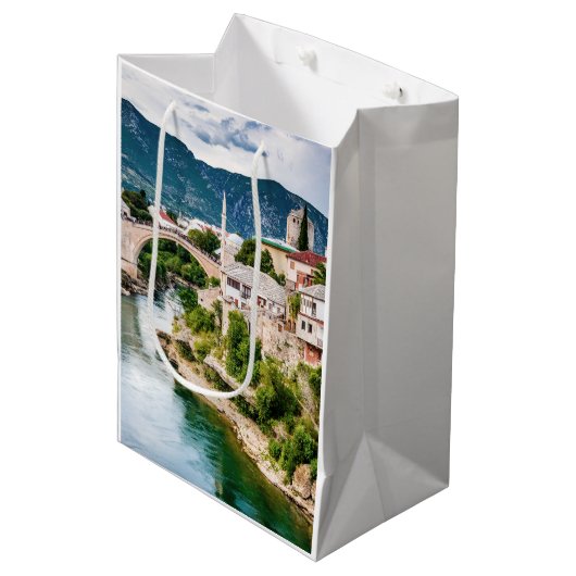 Mostar Bosnië en Herzegovina Medium Cadeauzakje (Voorkant Gekanteld)