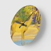 Mosterd gekleurd deer met lichtblauw ronde klok (Hoek)