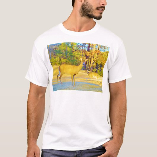 Mosterd gekleurd deer met lichtblauw t-shirt (Voorkant)
