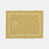Mosterd Gele Golvende Rand Monogram Fleece Deken (Voorkant (Horizontaal))