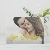 Mosterd Rustieke Kalligrafie Red Onze Date Kaart (Staand voorkant)