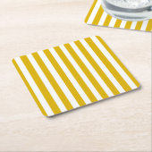 Mosterdgeel en witte verticale strepen kartonnen onderzetters (Schuin)