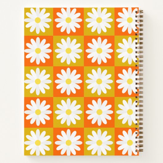 Mosterdgeel Sinaasappel Daisy Retro Checkerboard Notitieboek (Achterkant)