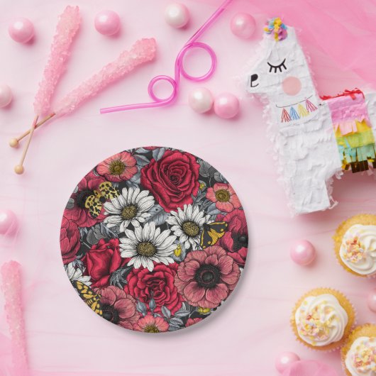 Moten op bloemenmix in rood en grijs papieren bordje (Feest)