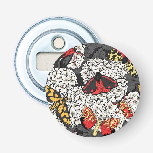 Moten op witte hydrangea button flesopener (Voorkant)